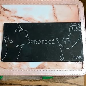 BNWB Protege makeup palette